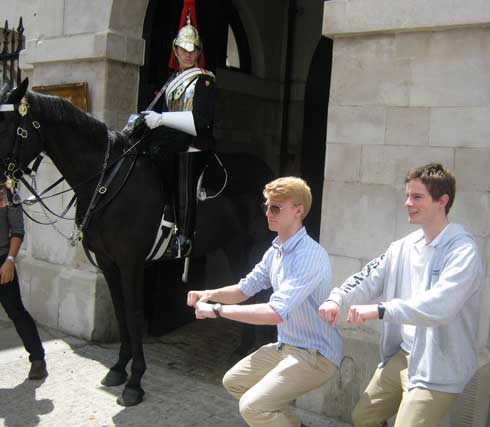 Two men imitating a palace guard in London.