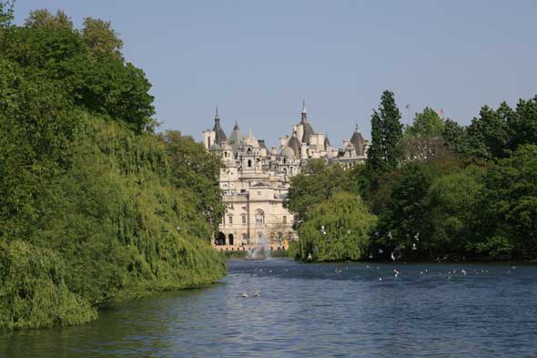 The secret palace that we see from the bridge over the lake in St James Park.